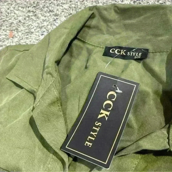 CCK Style Olive Green Parachute Cargo Jumpsuit NWT- Women’s Small/36 - Picture 2 of 11